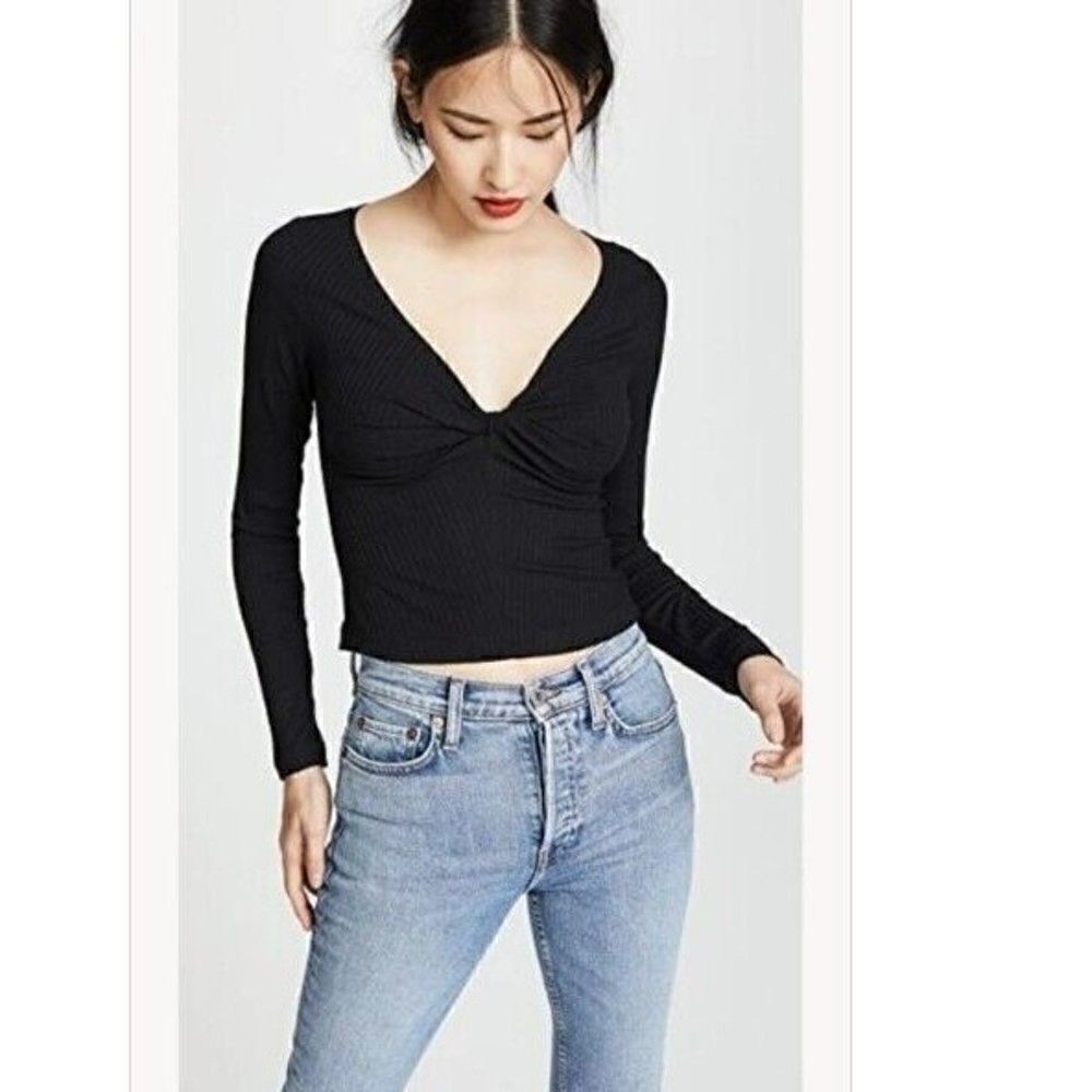 A.L.C. Savannah Fitted V-neck Long Sleeve Ribbed Tee In Black Women's Size M